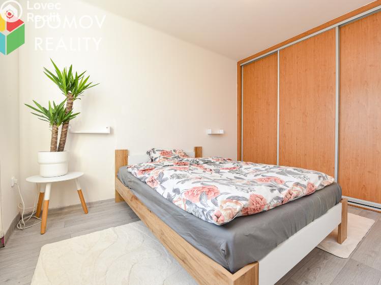 Rent apartment 2+1 Tmaň, Sídliště č. 5
