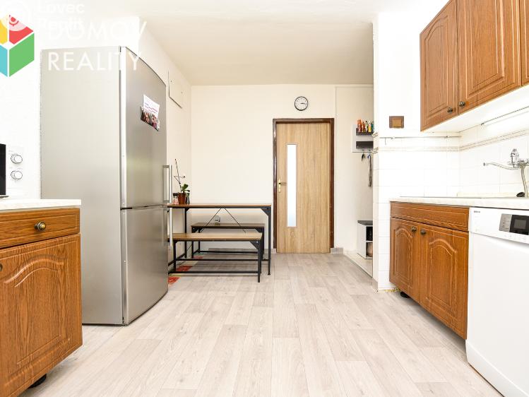 Rent apartment 2+1 Tmaň, Sídliště č. 9