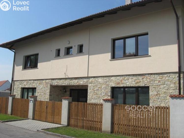 Pronájem bytu 1+KK Praha, Mezihoří č. 7