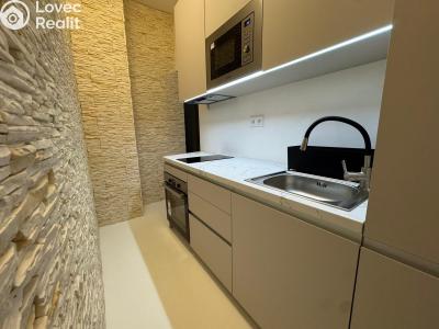 Pronájem bytu 2+1 Praha, Na Jarově č. 2