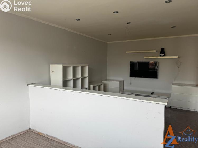 Prodej bytu 2+1 Chomutov, Dřínovská 4741 č. 4