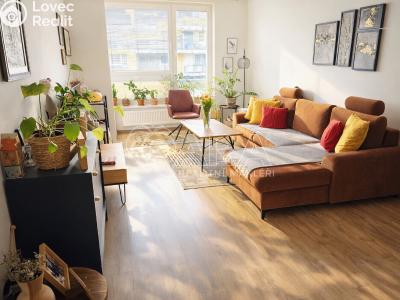 Pronájem bytu 2+KK Praha, Pod Harfou č. 1