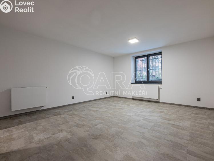 Pronájem bytu 1+KK Praha, Květnická č. 6