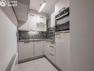 Pronájem bytu 1+KK Praha, Květnická č. 4