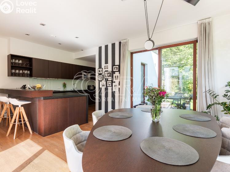 Prodej rodinného domu Statenice, Zelená 422 č. 4