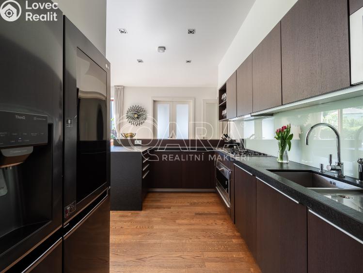 Prodej rodinného domu Statenice, Zelená 422 č. 7