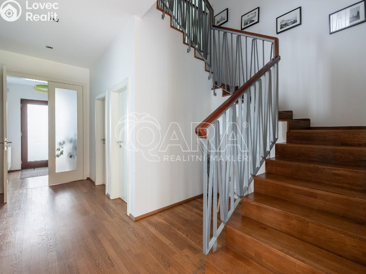 Prodej rodinného domu Statenice, Zelená 422 č. 12