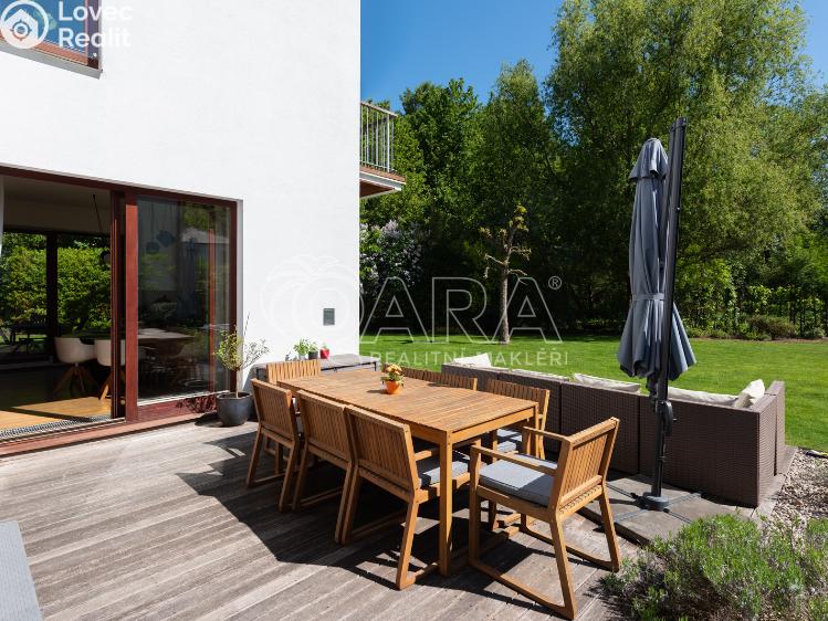 Prodej rodinného domu Statenice, Zelená 422 č. 27