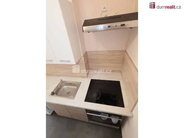 Pronájem bytu 2+KK Praha 18, Malkovského č. 10