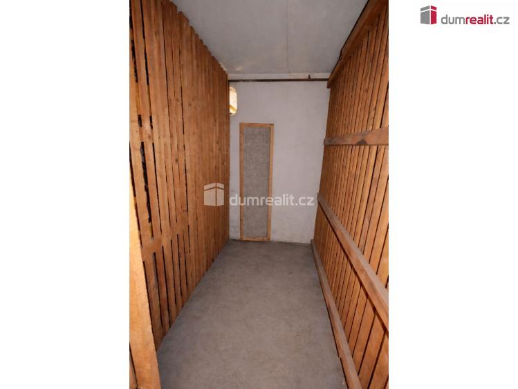 Pronájem bytu 2+KK Praha 18, Malkovského č. 28