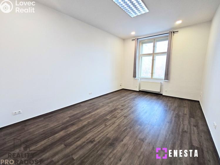 Rent apartment 3+1 Praha, náměstí Generála Kutlvašra 590/6 č. 5