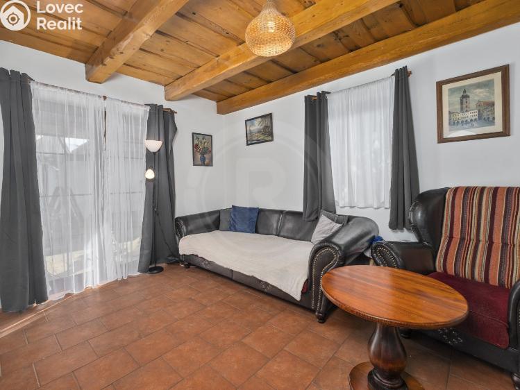 Sale family house Hůry, Pod Strání 210 č. 27