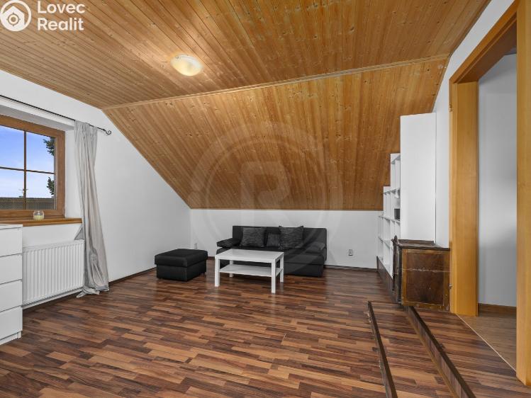 Sale family house Hůry, Pod Strání 210 č. 33