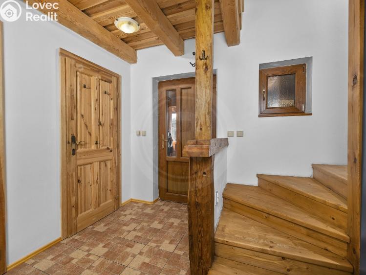 Sale family house Hůry, Pod Strání 210 č. 40