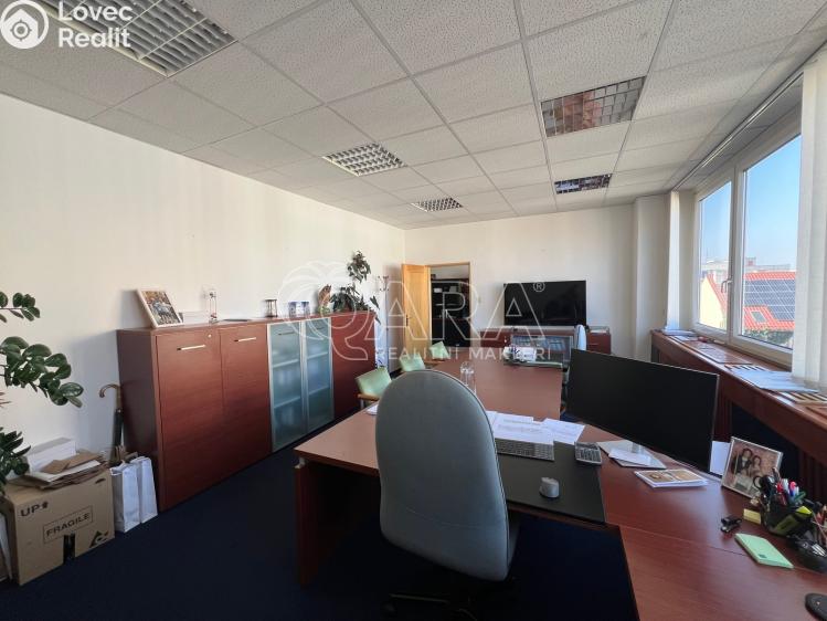 Оренда офісного приміщення Praha, Nová cesta 1550/17 č. 8