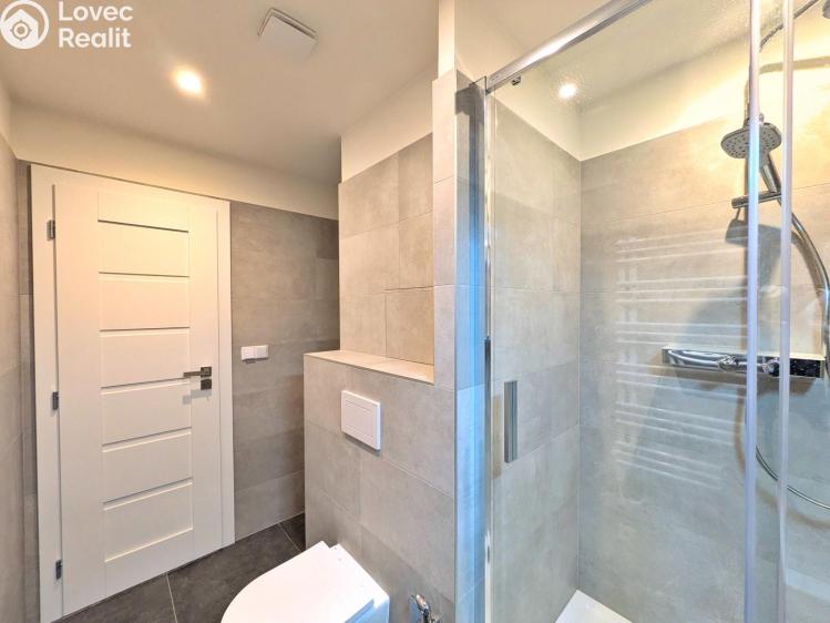 Pronájem bytu 2+1 Praha, Krhanická 718/27 č. 11