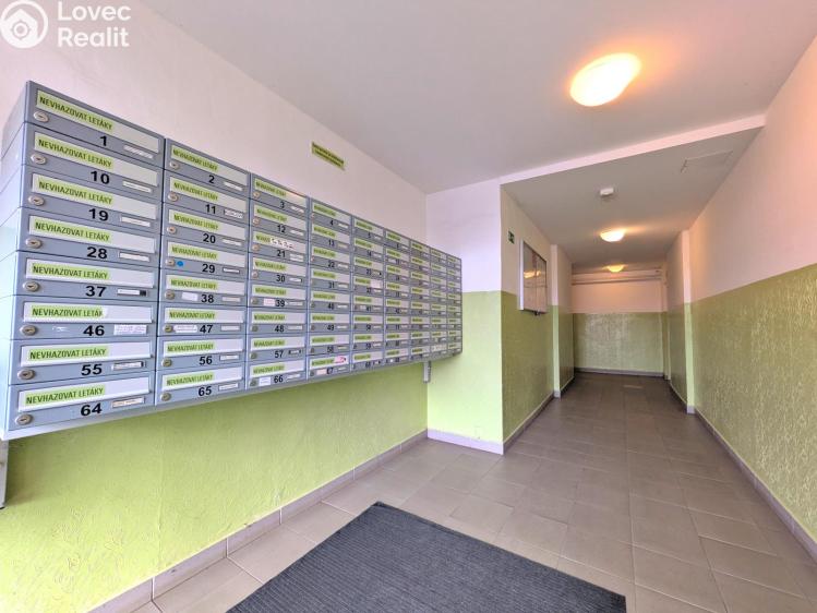 Pronájem bytu 2+1 Praha, Krhanická 718/27 č. 18