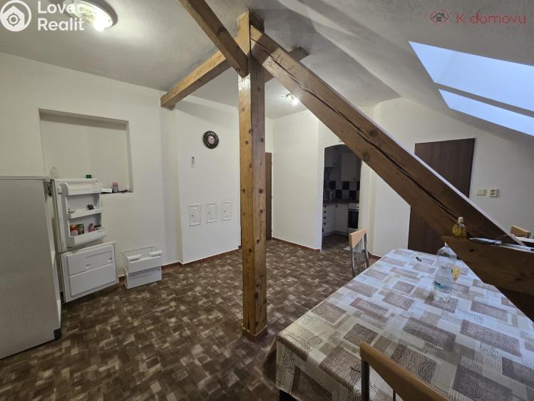 Prodej bytu 3+1 Přerov, Komenského 1528/50 č. 6