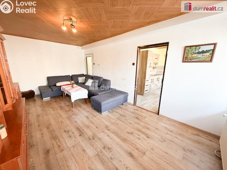 Prodej bytu 3+1 Chotětov, Palackého č. 8