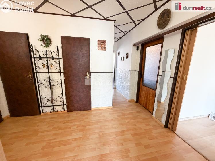 Prodej bytu 3+1 Chotětov, Palackého č. 12