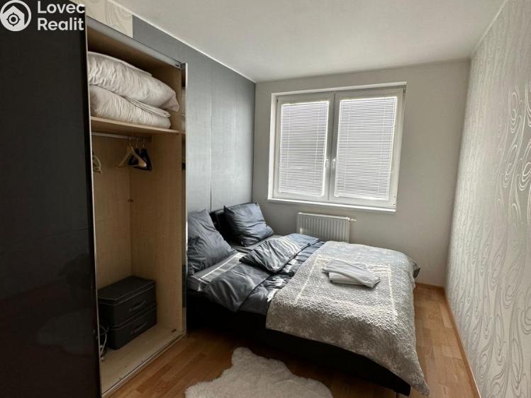 Pronájem bytu 3+KK Praha, Poděbradská 777/9c č. 9