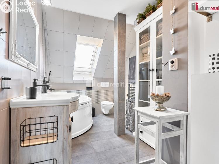 Prodej bytu 4+1 Karlovy Vary, Příčná č. 7