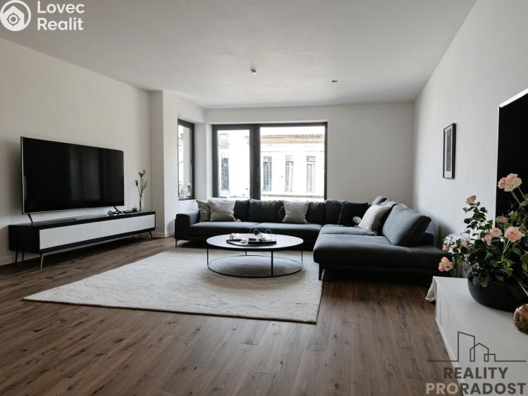 Pronájem bytu 2+KK České Budějovice, Štítného 39/15 č. 2