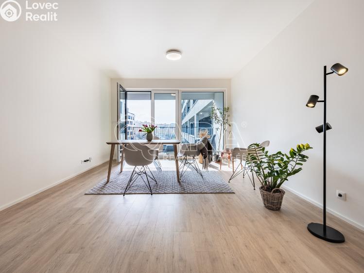 Pronájem bytu 1+KK Praha, Poděbradská 260/59 č. 9