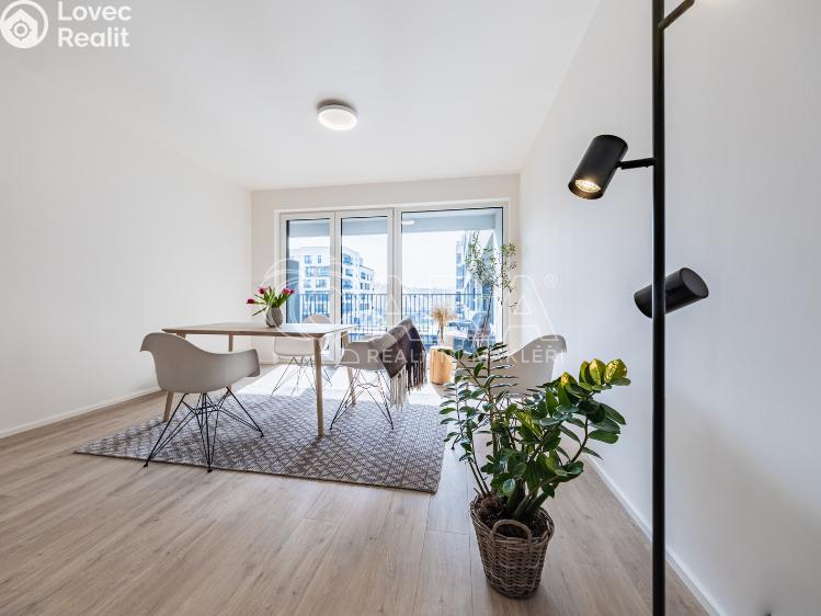 Pronájem bytu 1+KK Praha, Poděbradská 260/59 č. 12