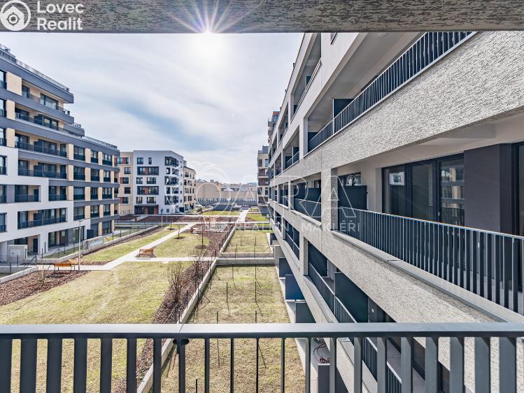 Pronájem bytu 1+KK Praha, Poděbradská 260/59 č. 15