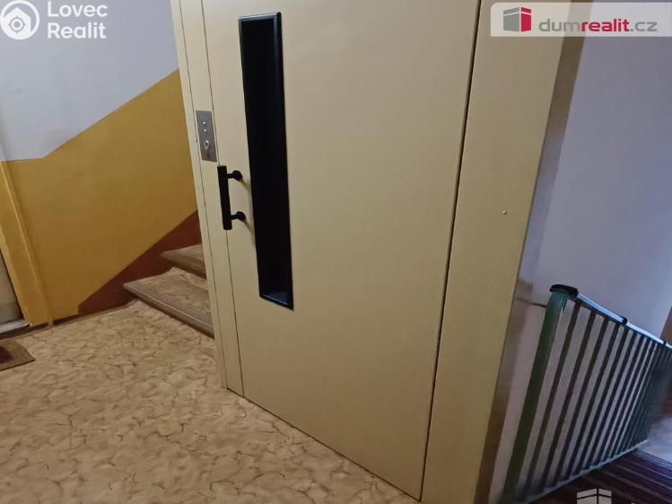 Pronájem bytu 1+1 Děčín, Jezdecká č. 9