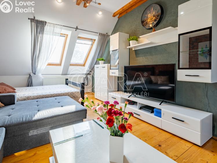 Prodej bytu 2+1 Plzeň, Skalní 781/8 č. 2