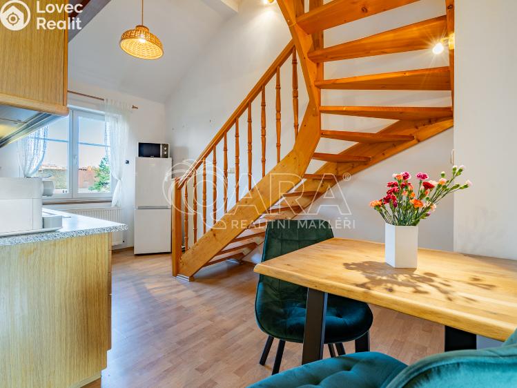 Prodej bytu 2+1 Plzeň, Skalní 781/8 č. 6