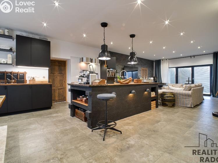 Продажа семейного дома Tísek č. 3