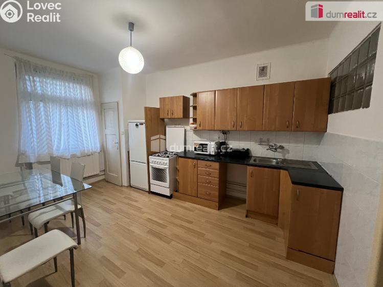 Rent apartment 2+1 Opava, Dolní náměstí č. 1