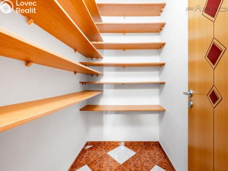 Rent apartment 3+KK Praha, Kodymova č. 13