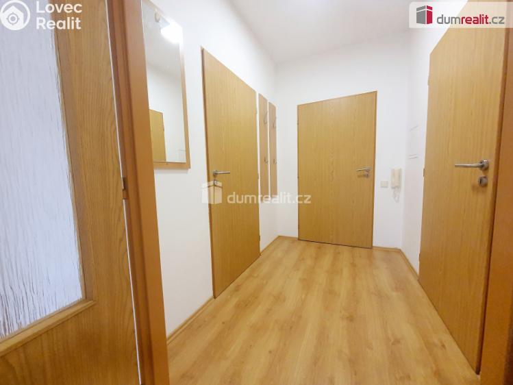 Pronájem bytu 1+KK Úholičky, Roztocká č. 2