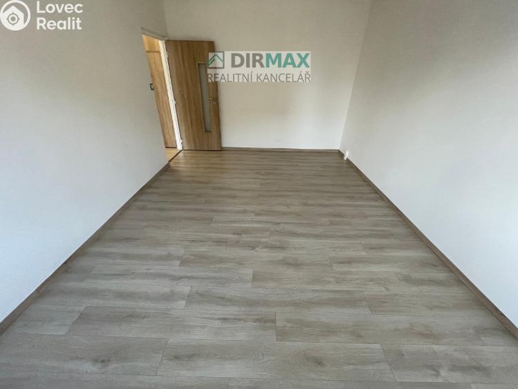 Pronájem bytu 1+1 Třemošná, Budovatelská 819 č. 12