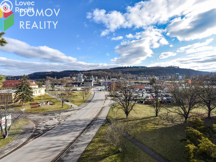 Prodej bytu 4+1 Beroun, Košťálkova 1353/5 č. 17