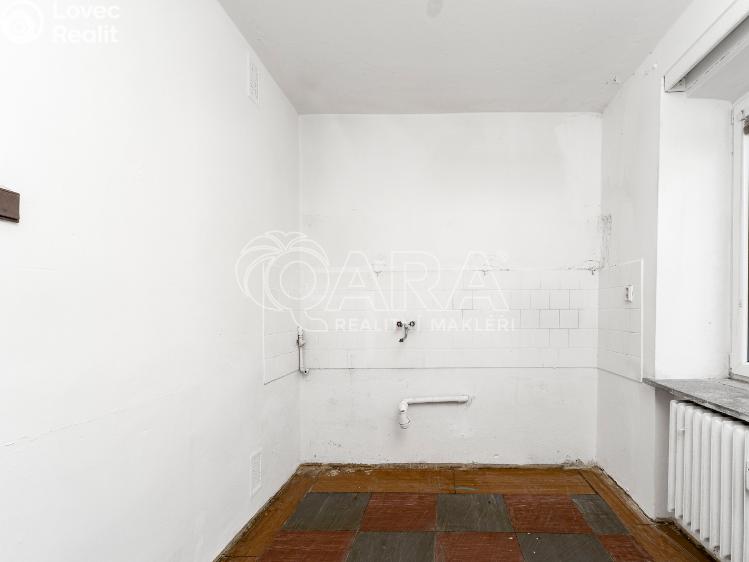 Prodej bytu 2+1 Ostrava, Sokolská třída 2441/38 č. 14