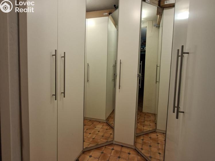 Prodej bytu 3+1 Karviná, Čsl. armády č. 9