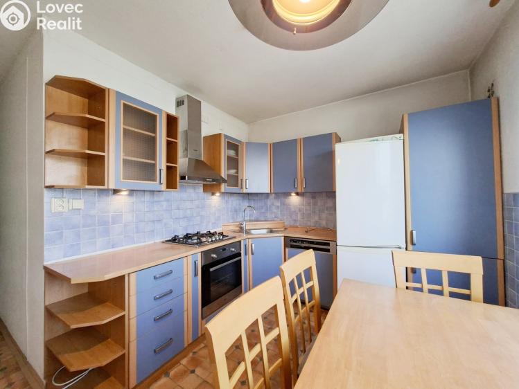 Sale apartment 3+1 Karviná, Čsl. armády č. 5