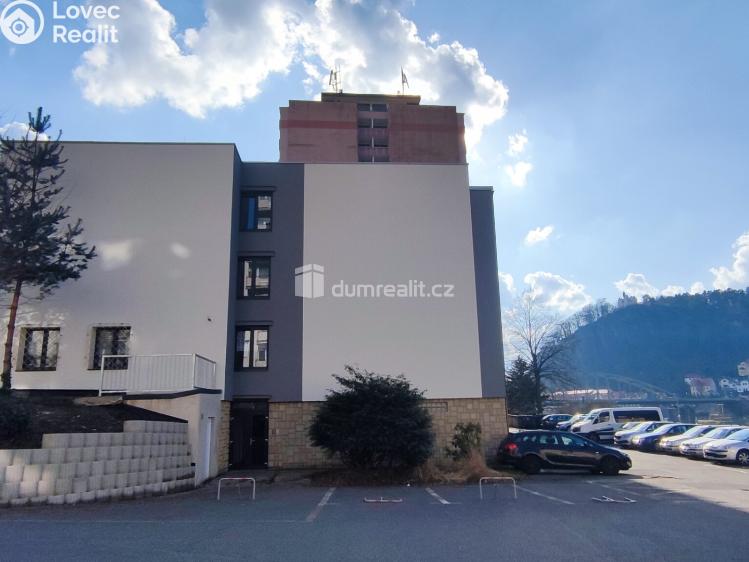 Pronájem bytu 1+KK Děčín, Karla Čapka č. 11