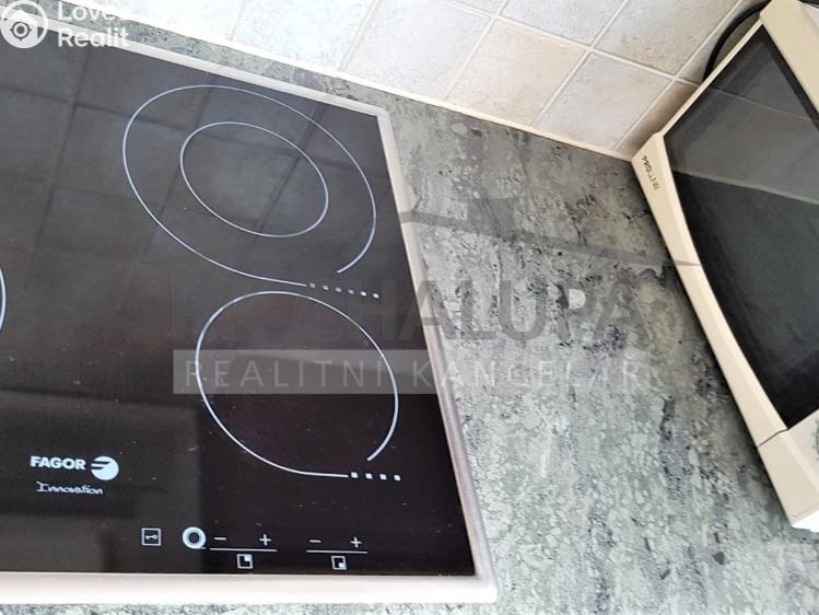 Pronájem bytu 2+1 České Budějovice, Čechova 446/22 č. 7