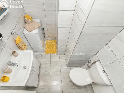 Prodej bytu 1+KK Kralupy nad Vltavou, nám. Mládežníků 678 č. 4