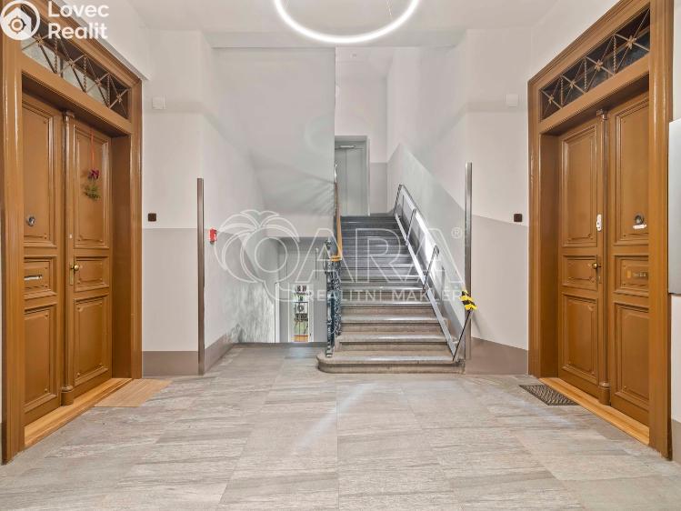 Prodej atypického bytu Praha, Mánesova 1105/46 č. 17