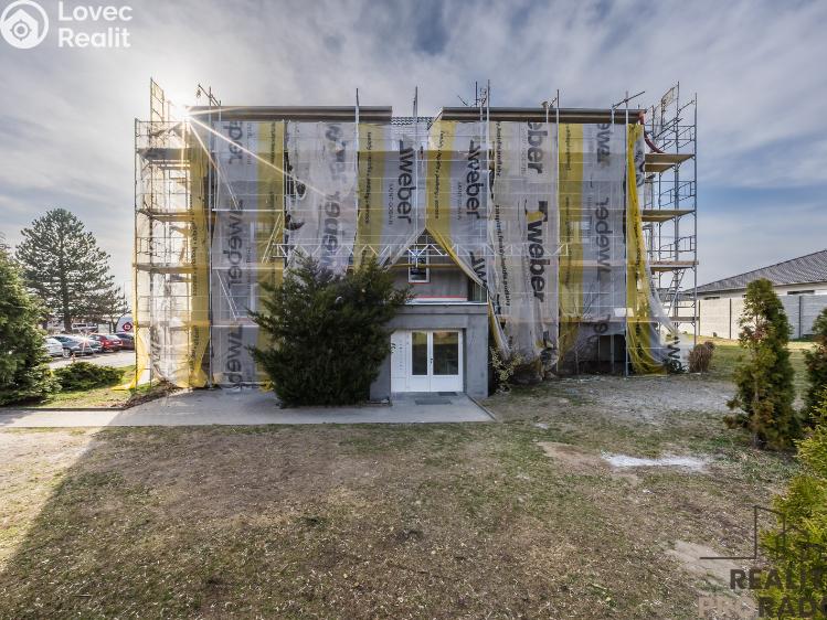 Prodej bytu 2+1 Bzenec, Průmyslová 1453 č. 27