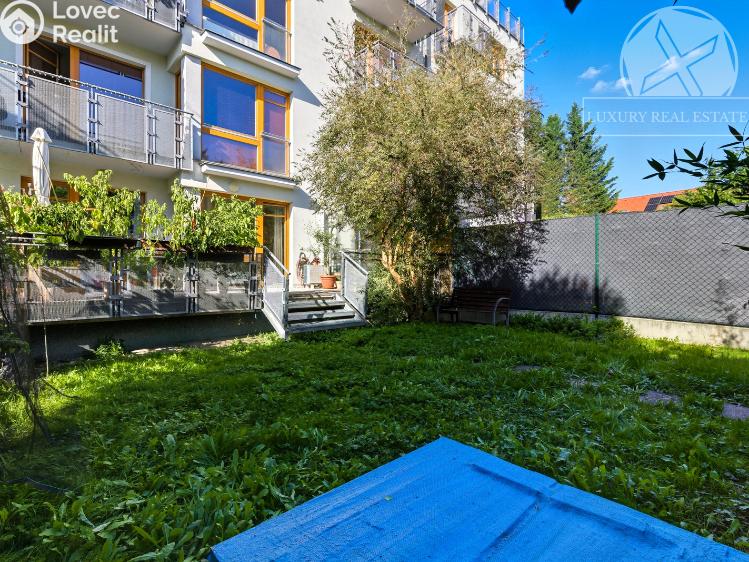 Prodej bytu 2+KK Praha, Prorektorská č. 21