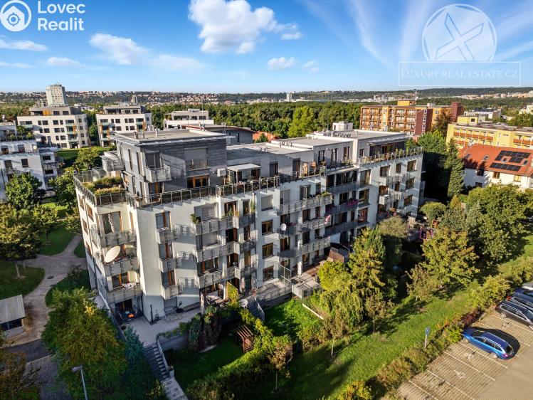 Prodej bytu 2+KK Praha, Prorektorská č. 33