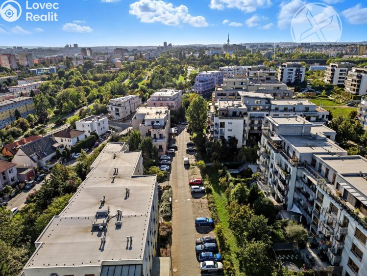 Prodej bytu 2+KK Praha, Prorektorská č. 37